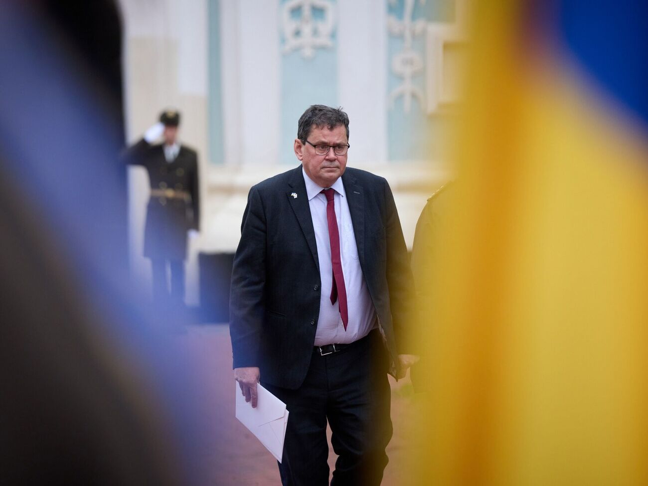 Зв'язки між Британією й Україною є непохитними, зазначив Кромптон