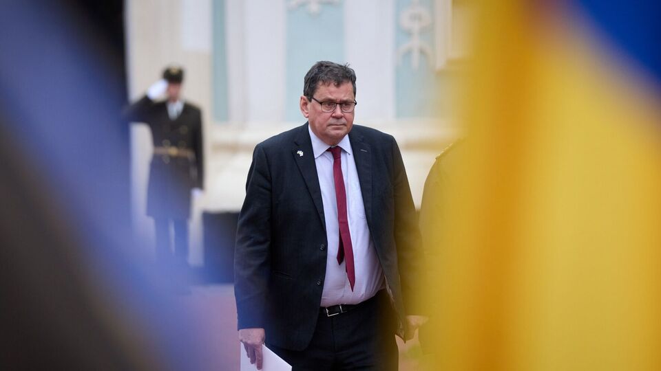 Связи между Британией и Украиной – непоколебимы, отметил Кромптон