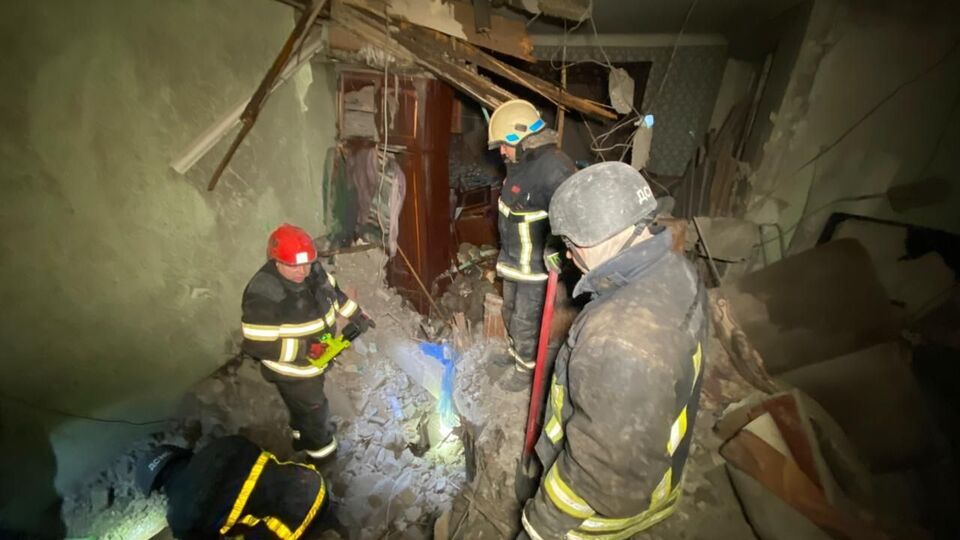 Унаслідок удару РФ по Кам'янському поранень зазнало восьмеро людей