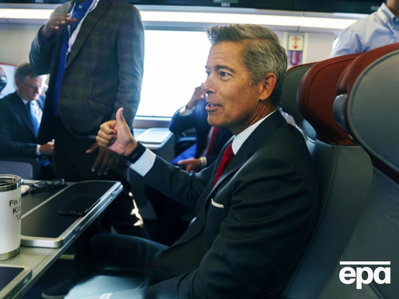 Даффи не назвал аэропорты, которые подпадают под ограничения