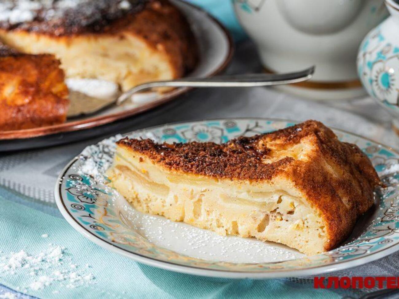 Пиріг перевертають перед подаванням