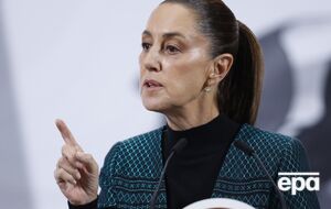 Деякі користувачі видалили відео з Шейнбаум, пише Reuters