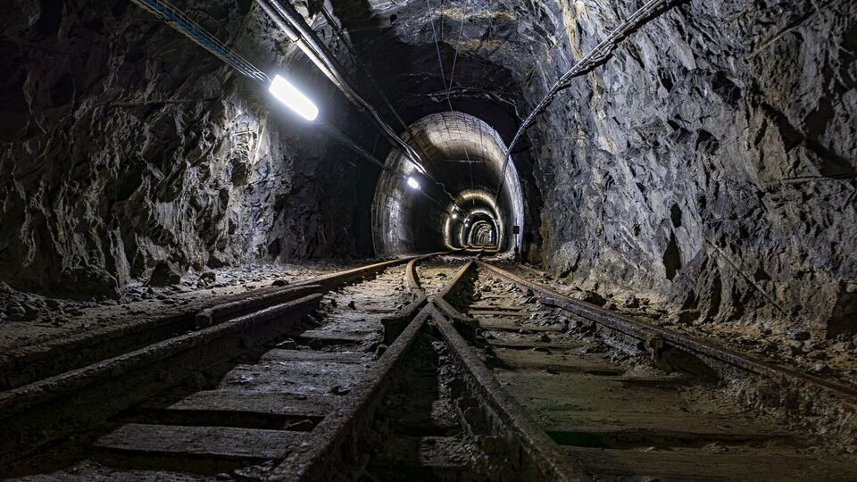 Удар РФ обесточил восемь угольных шахт в Днепропетровской области