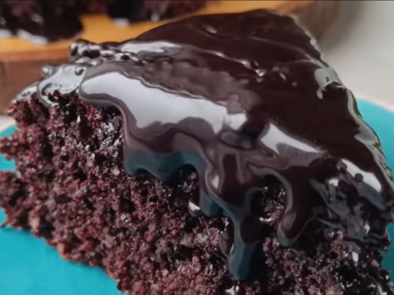 Выпекайте торт в духовке 35 минут при 170 °С