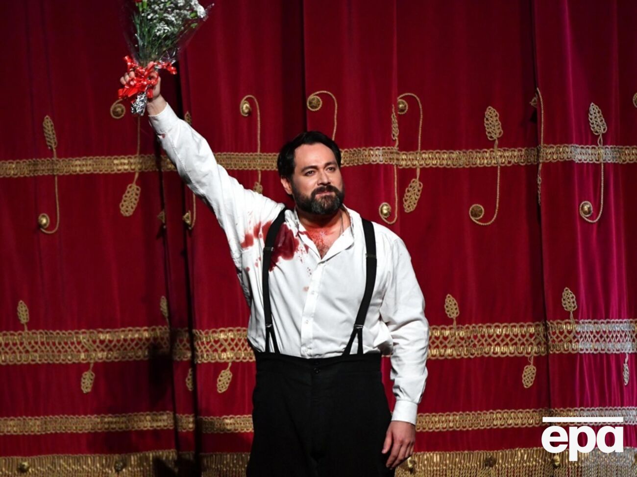 Абдразаков мав співати у Вероні наступного січня