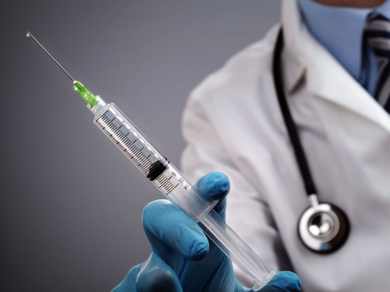 Медбрата признали виновным в введении пациентам больших доз морфина и седативных препаратов