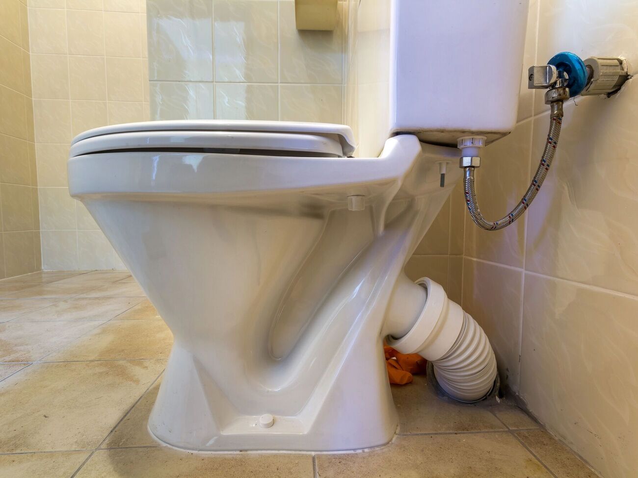 Причиною появи патьоків, як правило, є занадто жорстка вода