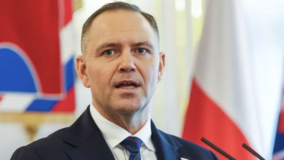 Навроцкий до сих пор не посещал Украину в статусе президента Польши