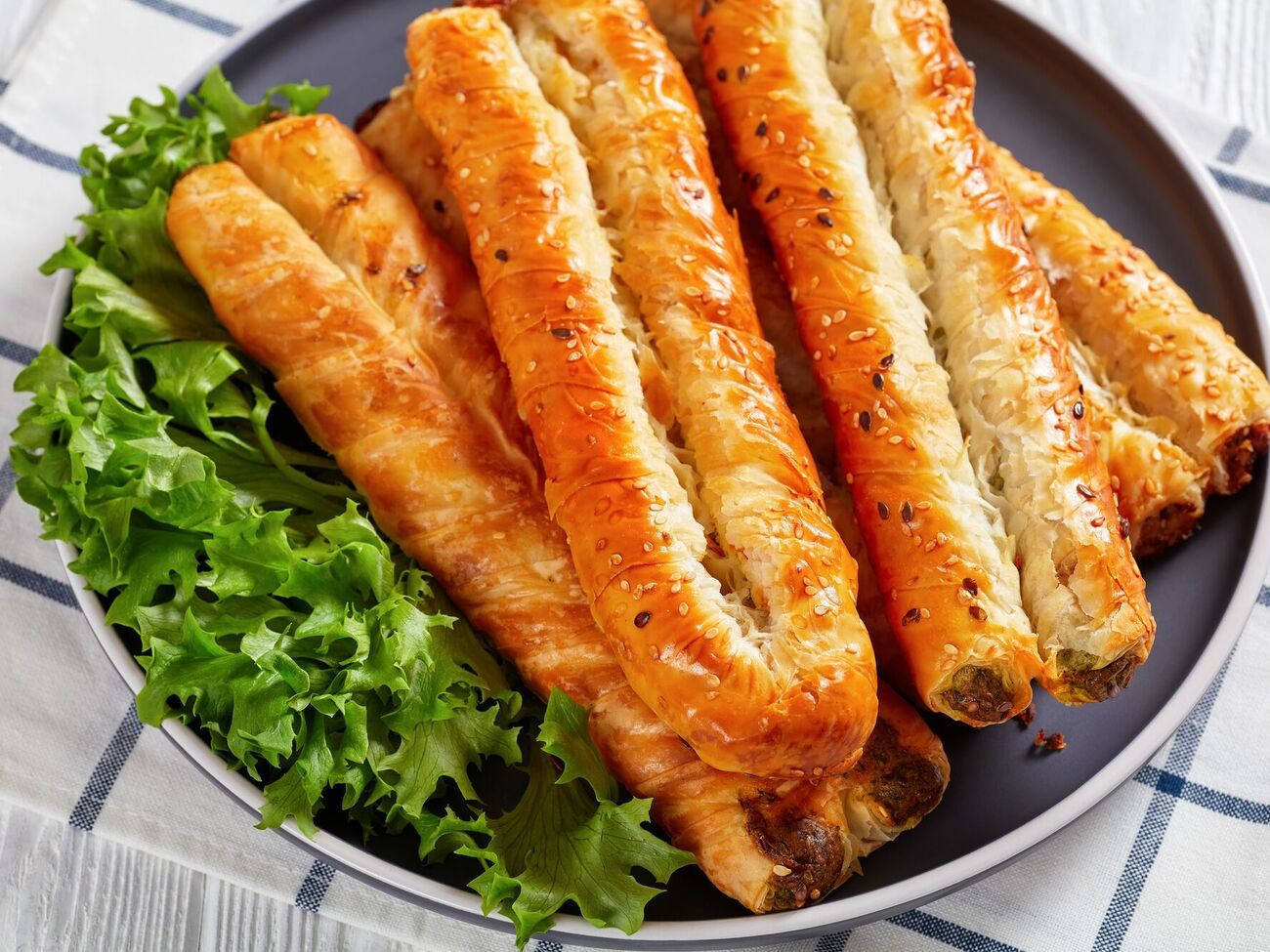 Роліні можна їсти одразу після випікання