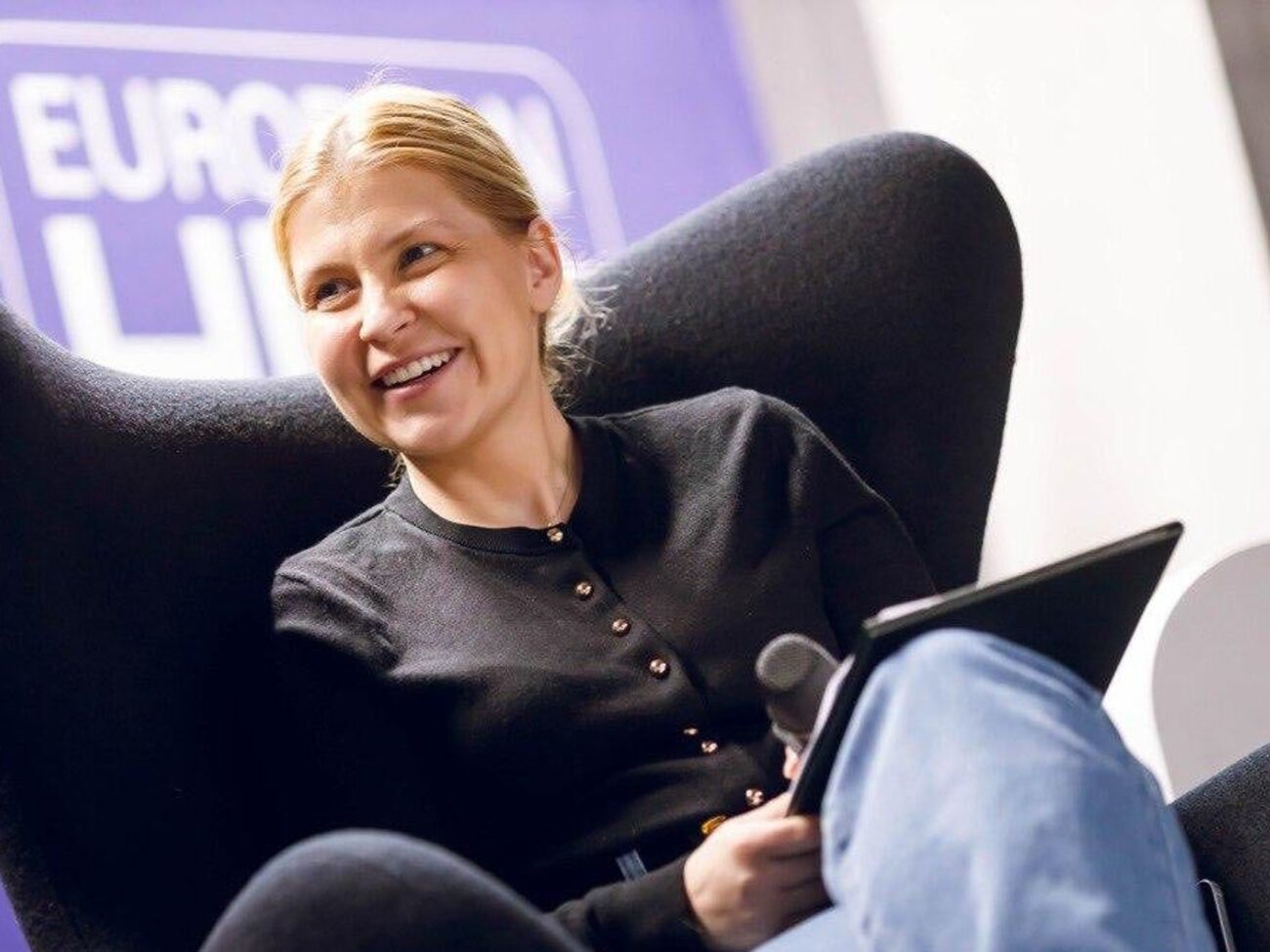 Стефанишина считает, что на РФ нужно оказывать давление