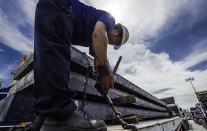 Импорт слябов из РФ должен быть полностью прекращен, подчеркнул Клингбайль