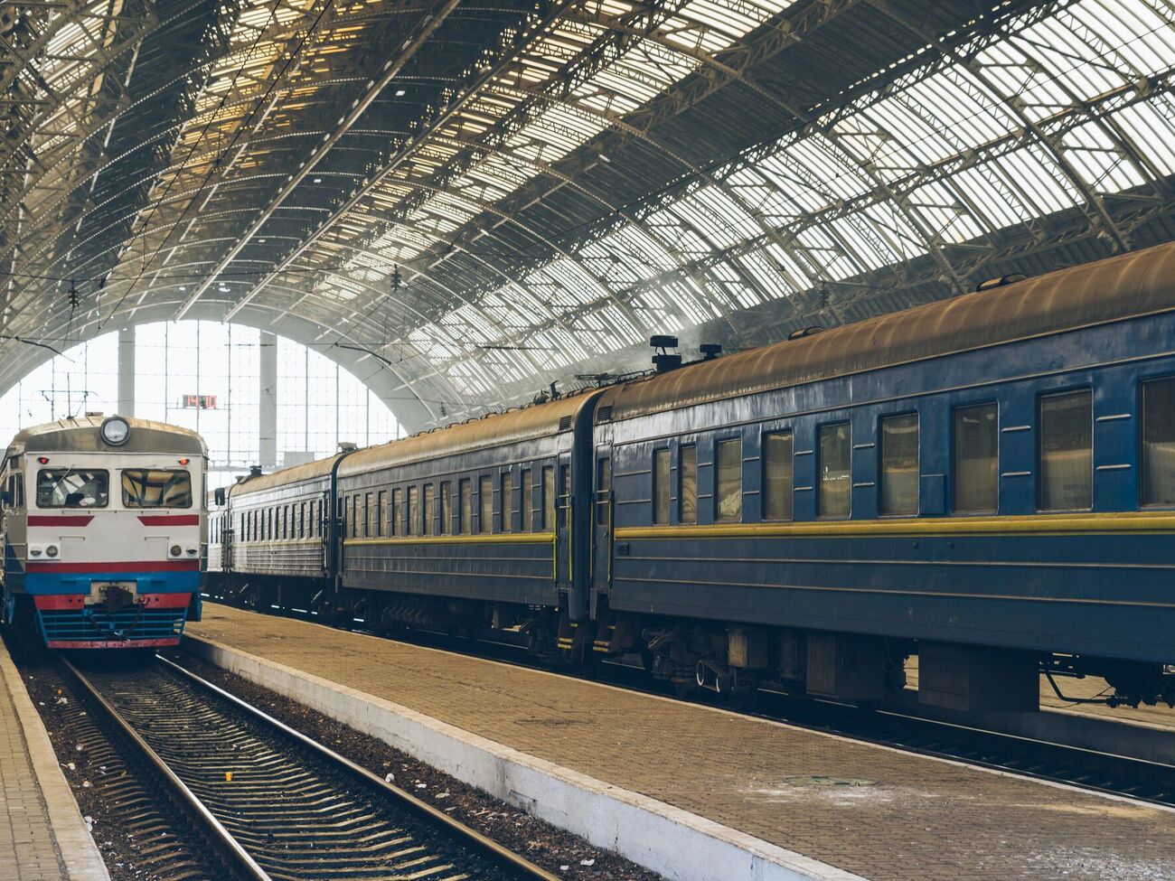 Розрахуватися "кілометрами" можна буде за місця у плацкарті й купе протягом січня – лютого й жовтня – листопада