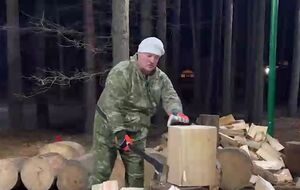 Лукашенко передал "привет доблестным журналистам"