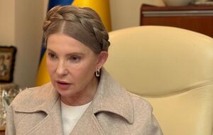 Тимошенко редко изменяет косе