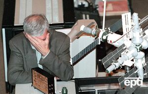 По данным СВР Украины, 20% россиян считают, что это Солнце вращается вокруг Земли