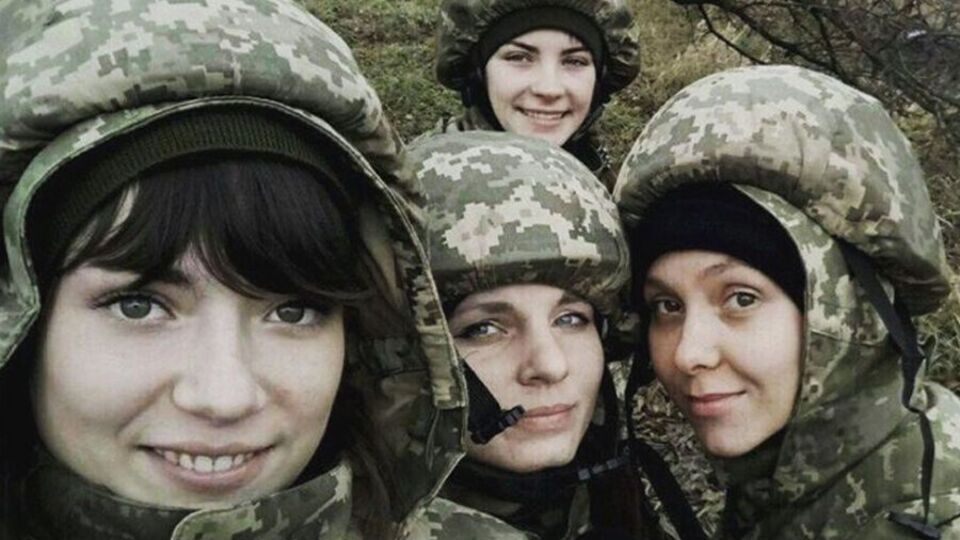 В Україні не планують вводити обов'язковий призов жінок – ЦПД