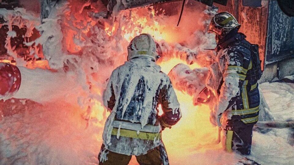 Ракети і "незліченна кількість" дронів по кілька штук за хвилину цілили в ТЕС, зазначили в "Центренерго"