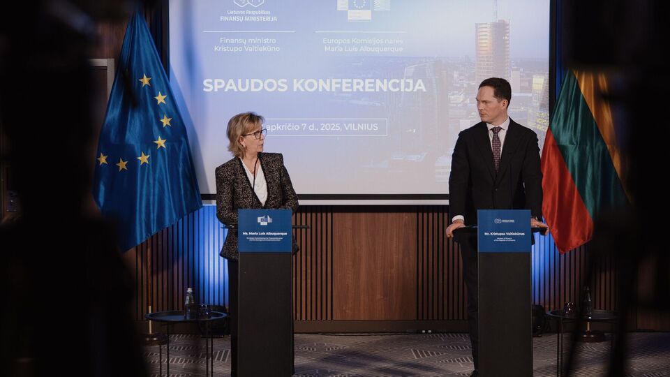 Міністр фінансів Литви обговорив із комісаркою ЄС потребу 20-го пакету санкцій проти Росії