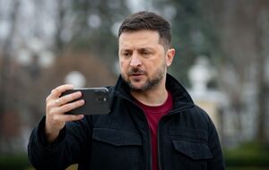 Очень сложно противодействовать российским баллистическим и аэробаллистическим ракетам, отметил Зеленский