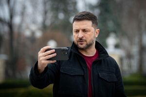 Очень сложно противодействовать российским баллистическим и аэробаллистическим ракетам, отметил Зеленский