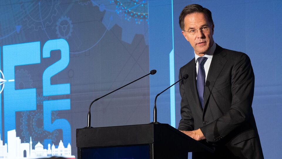 РФ использует "опасную и безрассудную" ядерную риторику, отметил Рютте