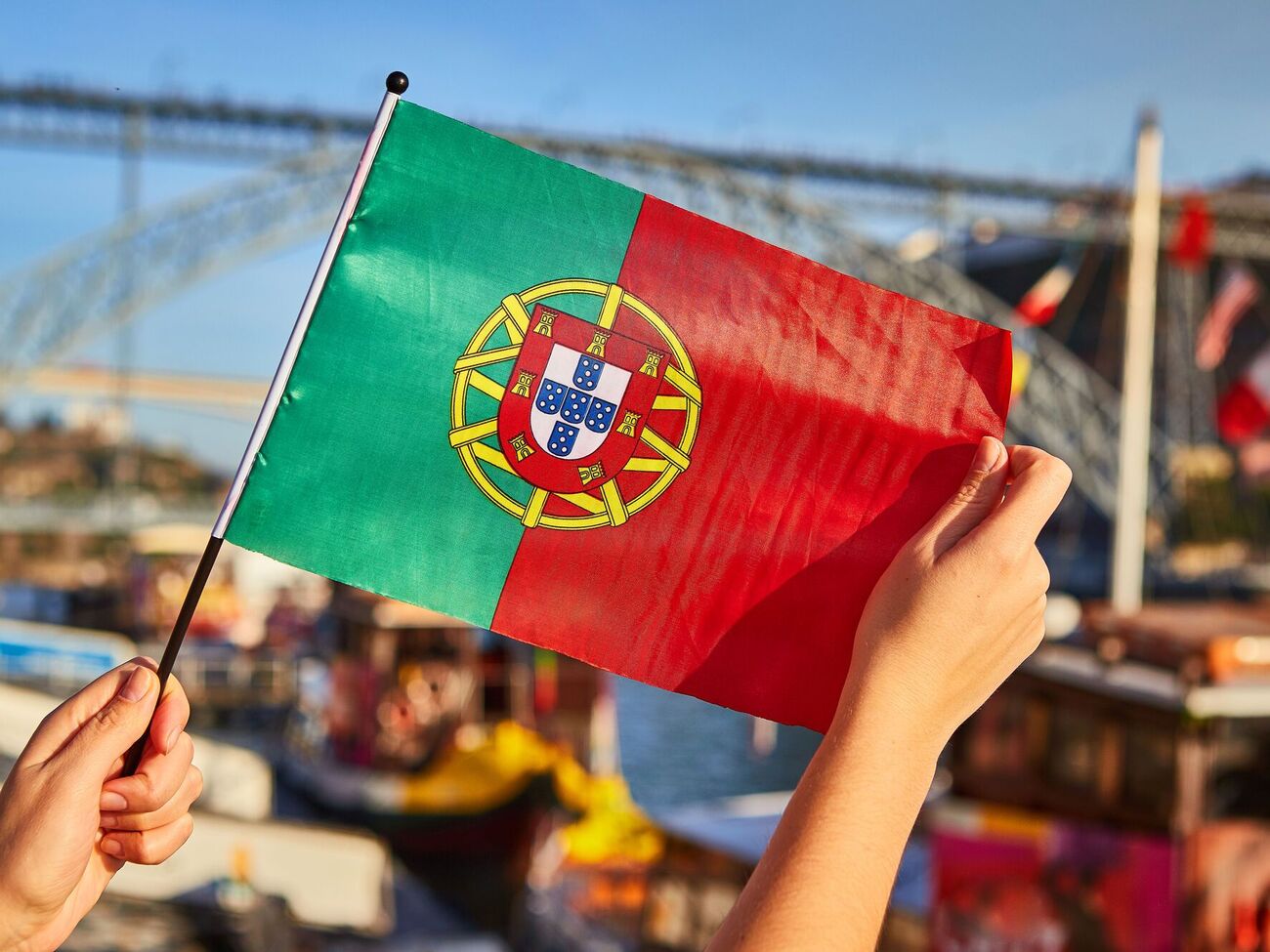 Португалия отменит временную защиту для белорусов, живших в Украине до начала полномасштабного вторжения РФ