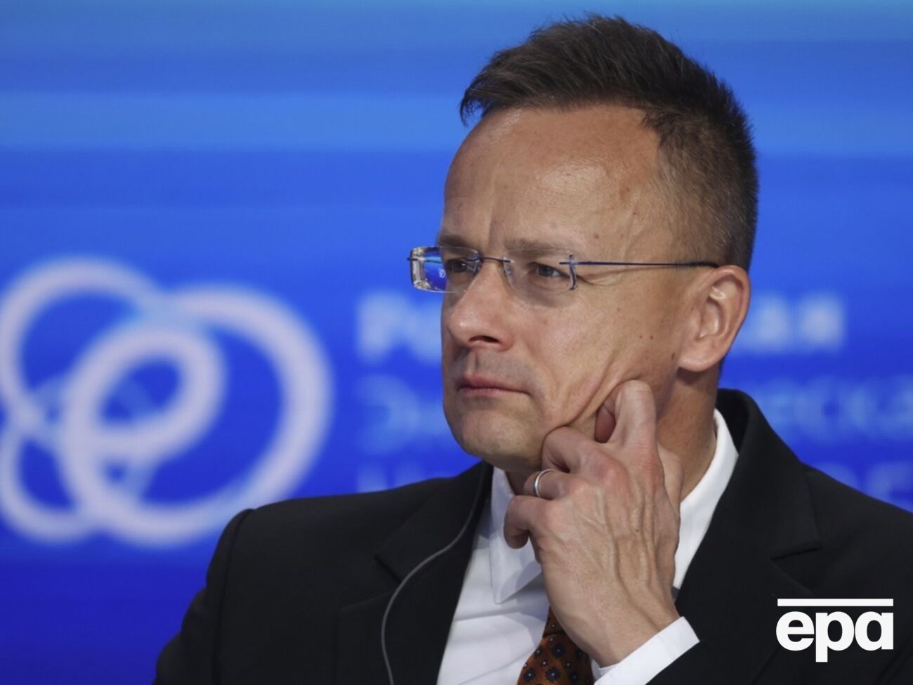 Сийярто утверждает, что освобождение Венгрии от санкций США на поставки нефти из РФ бессрочное