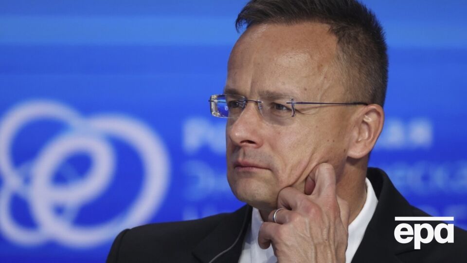 Сійярто стверджує, що звільнення Угорщини від санкцій США на постачання нафти з РФ – безстрокове