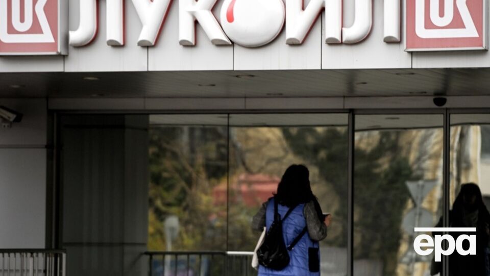 Румунія і Болгарія розглядають прохання про продовження санкцій для своїх заводів до 21 листопада, але справжні проблеми ще попереду, ідеться у статті