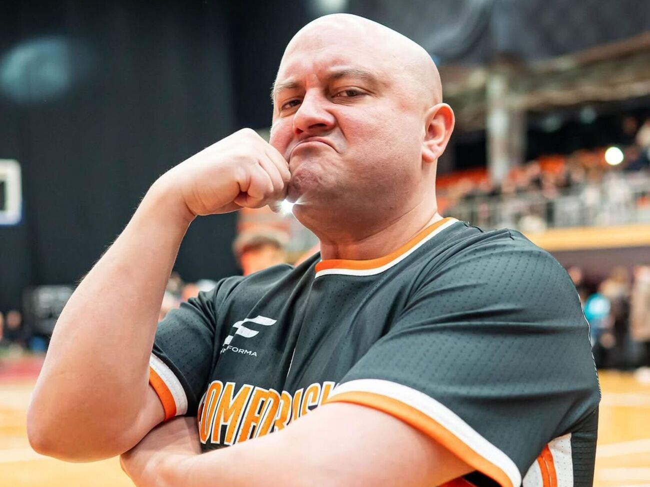 Ткач родился в 1983 году в Днепре