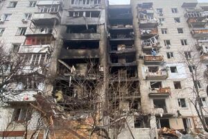 Окупанти вдарили по житловій багатоповерхівці