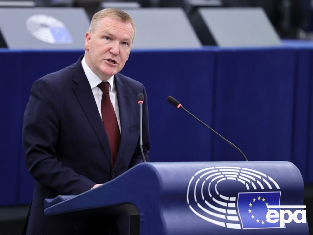 Макграт подчеркнул, что ЕС будет настаивать на ответственности РФ за военные преступления, совершенные в Украине