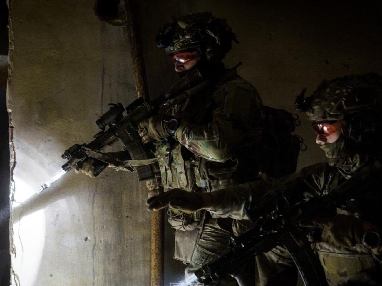 Украинские военные фактически отрезали оккупантов от поставок в Купянске