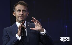 Макрон прокоментував корупційний скандал в Україні