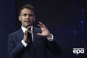 Макрон прокоментував корупційний скандал в Україні