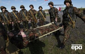 Российские военные в перехваченном разговоре детально обсуждали "особенности" эвакуации раненых