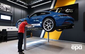 У сервіс Porsche у РФ учащають із 28 листопада, кажуть дилери