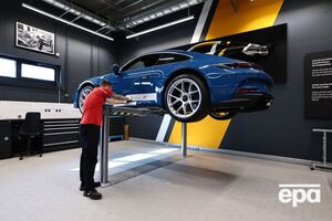 У сервіс Porsche у РФ учащають із 28 листопада, кажуть дилери