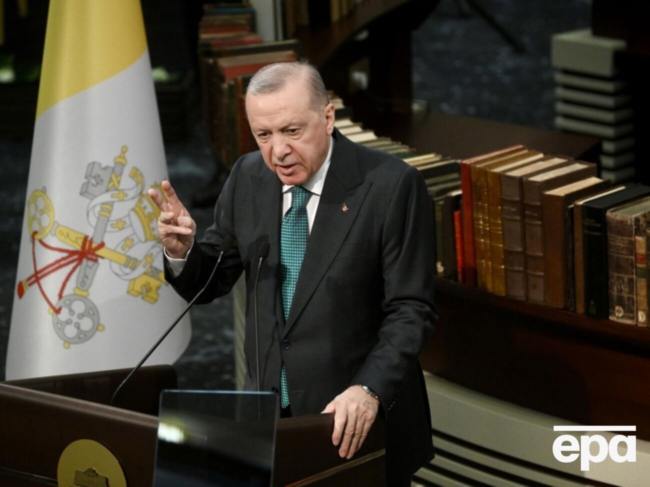 Ердоган назвав тривожним загостренням ситуації атаки на судна російського "тіньового флоту" в Чорному морі