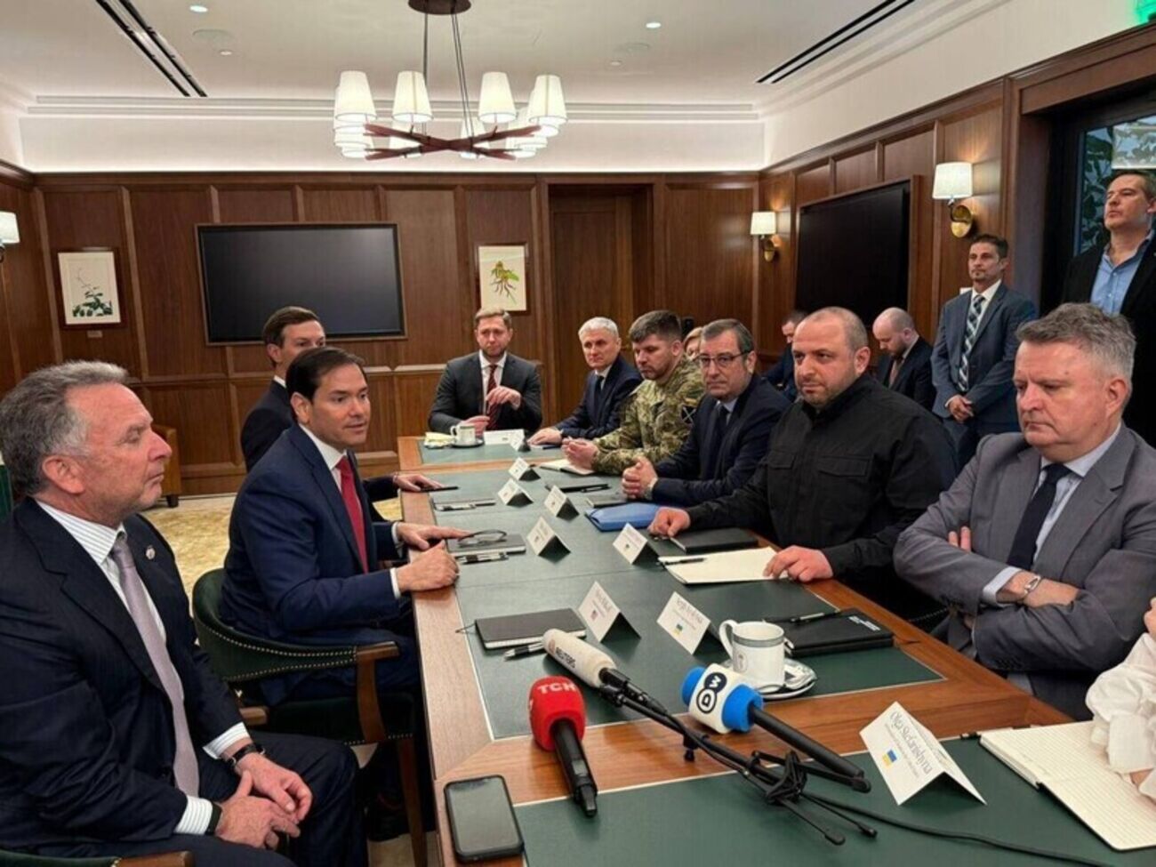 Киев и Вашингтон "все еще торгуются", утверждает WP
