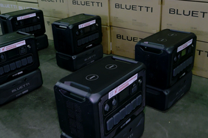 Волонтеры передали партию оборудования 44-й ОМБр