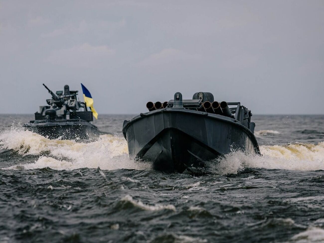 Удар был по корме танкера