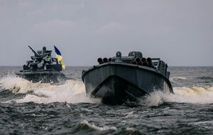 Удар был по корме танкера