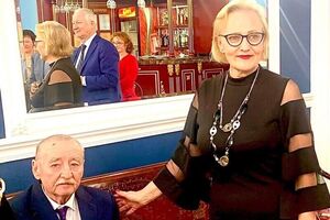 Світлана Поклад розповіла, що її чоловік був "неповторний і незручний", а також "безмежно талановитий і настільки ж безмежно скромний"