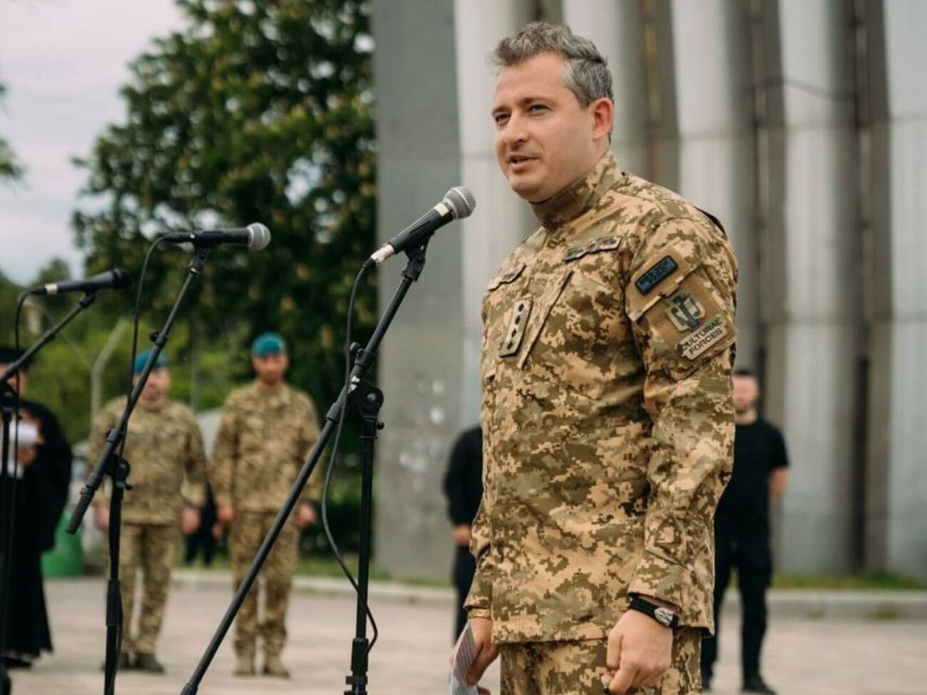 По словам Серги, деятельность студии "Квартал 95" сильно отвлекает и подрывает ощущение реальности