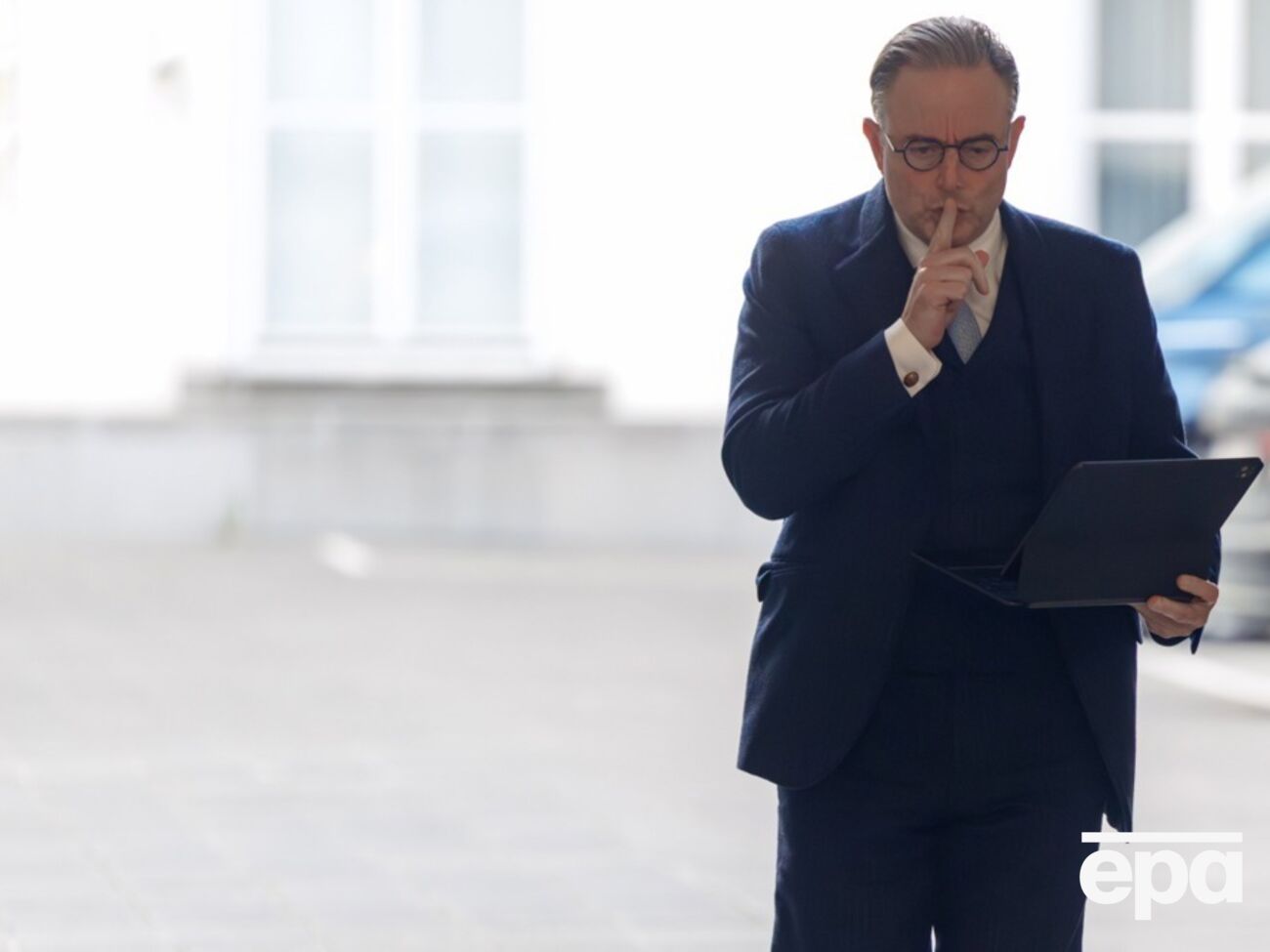 Если де Вевер будет в дальнейшем блокировать использование замороженных средств РФ, ему грозит "изоляция" со стороны лидеров ЕС