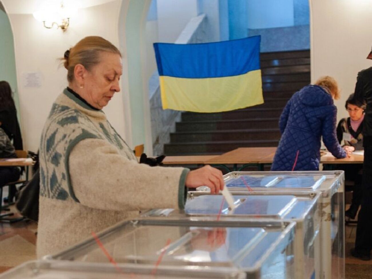 Для выборов необходимы устойчивое прекращение огня и начало политического урегулирования, заявили в партии УДАР