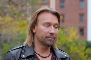 Винник живет в Германии