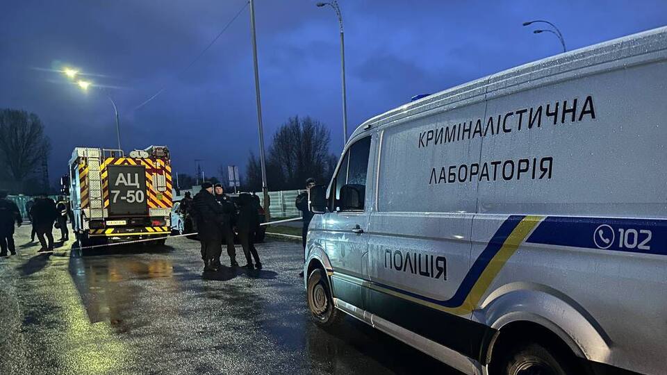 В Дарницком районе Киева 11 декабря раздались два взрыва с интервалом 10–15 минут, сообщили СМИ