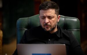 Президент не визначився, хто очолить його офіс